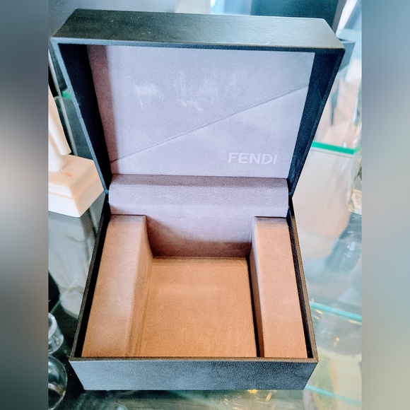 FENDI Authentic Fendi Hard Case Clamshell - Picture 3 of 3